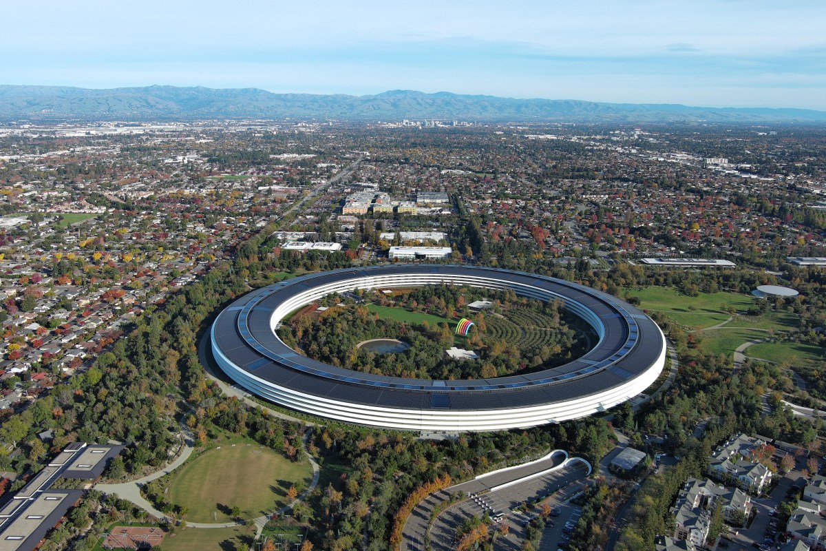 Apple: Wstrząsające dowody kradzieży danych dla OpenAI