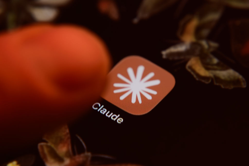 Claude na pracy i w szkole? Złość użytkowników!